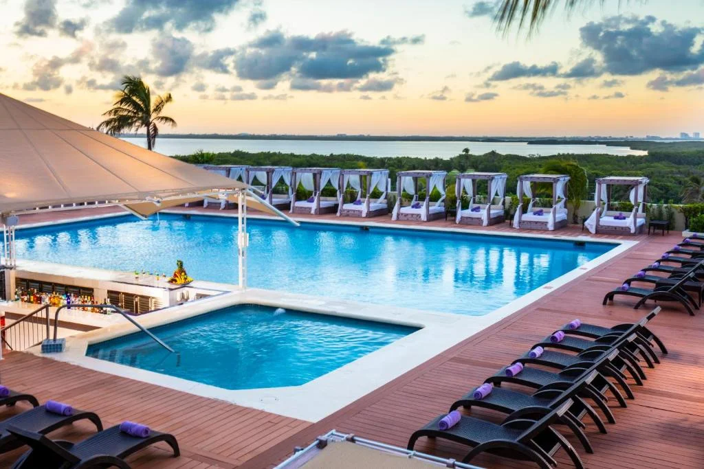 Hotel Deal