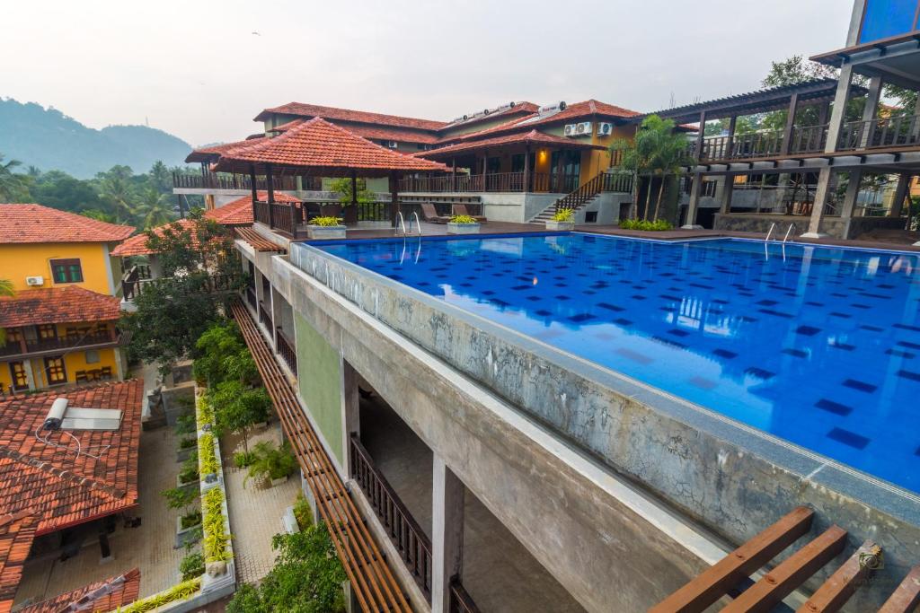 Hotel Deal