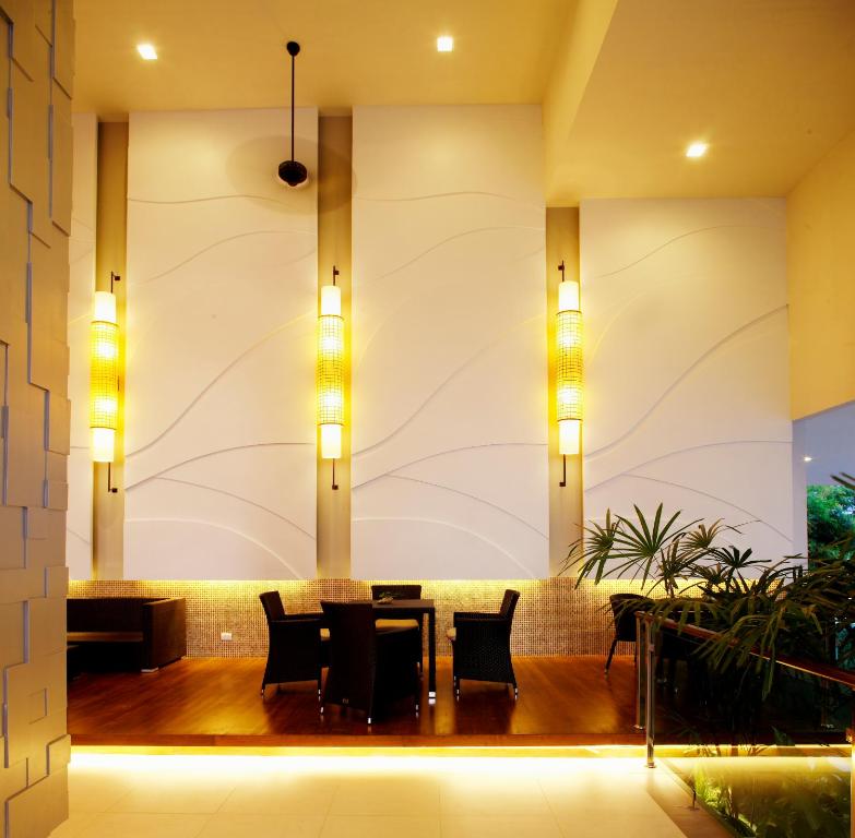 Hotel Deal