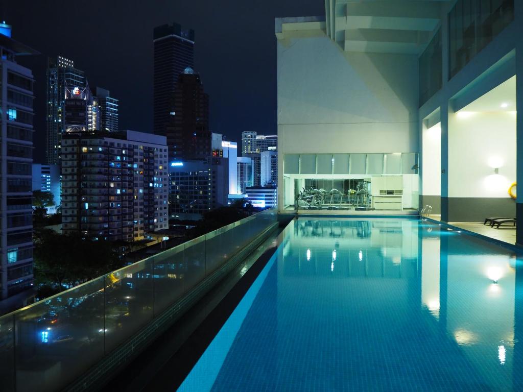 Hotel Deal