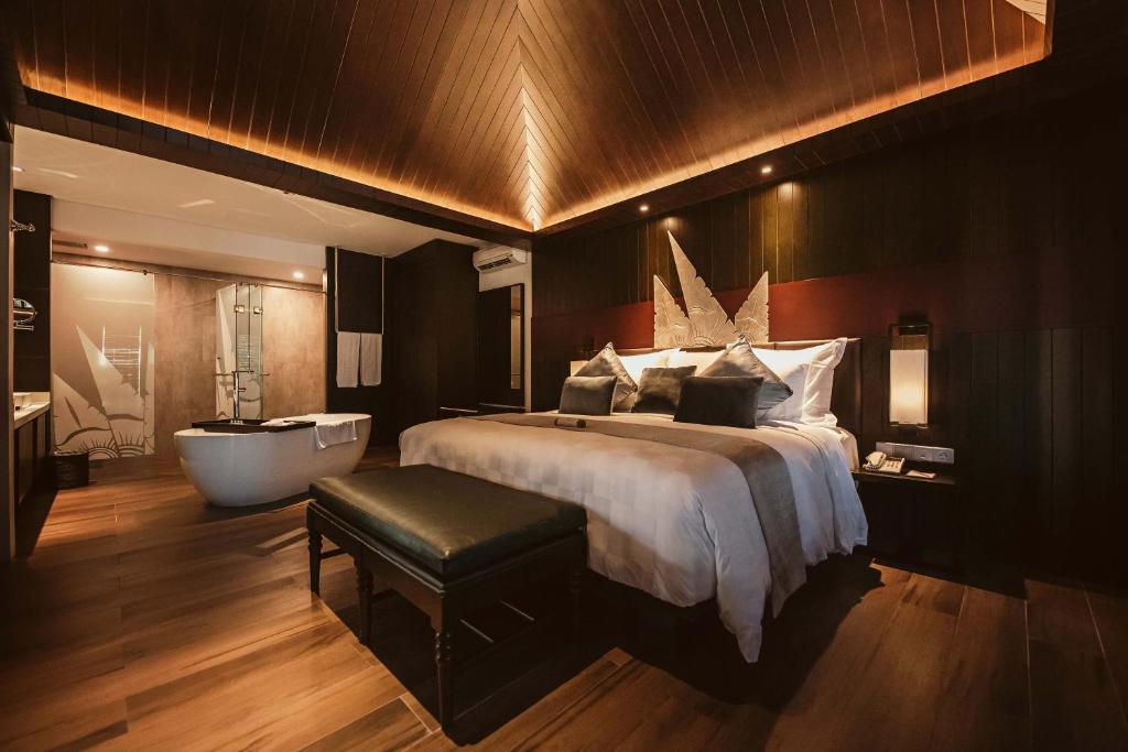 Hotel Deal