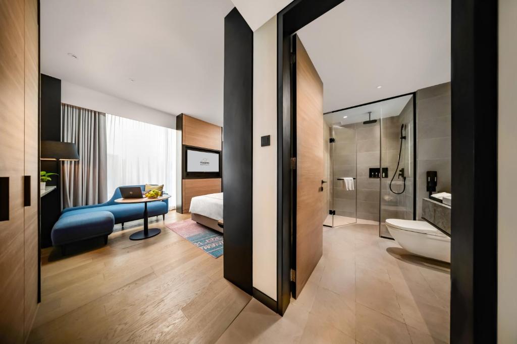 Hotel Deal