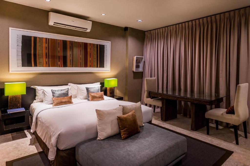 Hotel Deal
