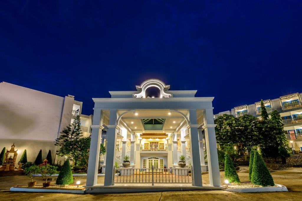 Hotel Deal