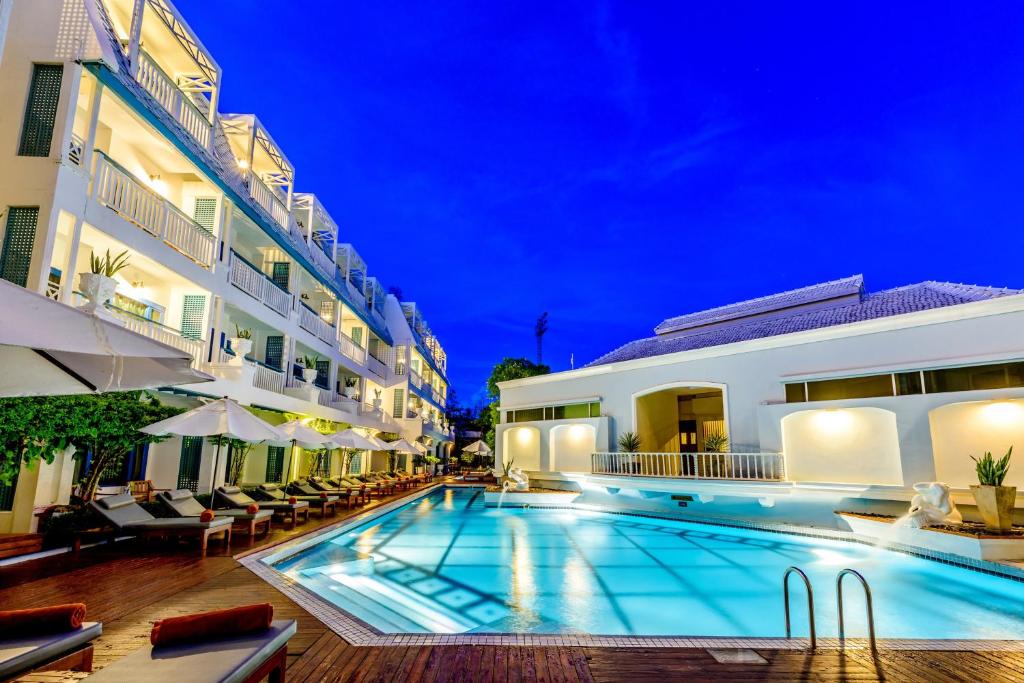 Hotel Deal