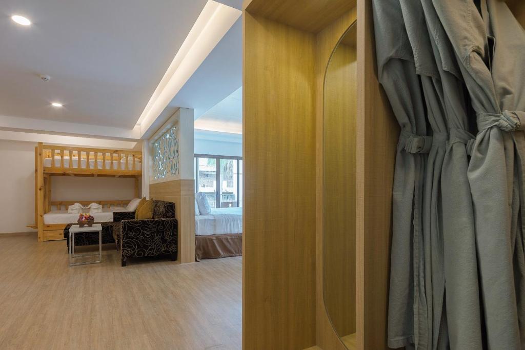 Hotel Deal